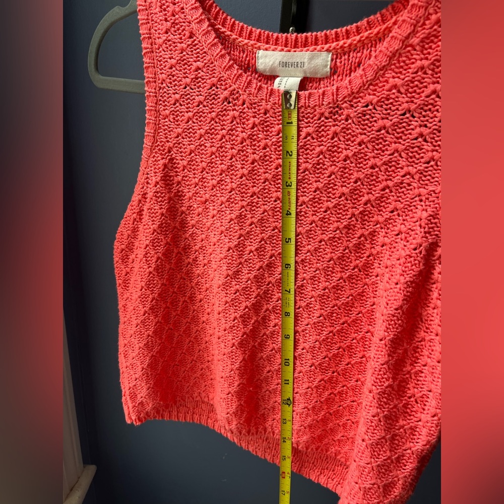 Sweater-Knit Crop Sweater Vest - Picture 3 of 5